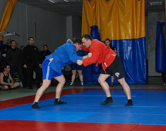 В команда Криворожского ГУ МВД стала победителем на областном Чемпионате милиции по самбо (ФОТО) (фото) - фото 1 В команда Криворожского ГУ МВД стала победителем на областном Чемпионате милиции по самбо (ФОТО) (фото) - фото 1