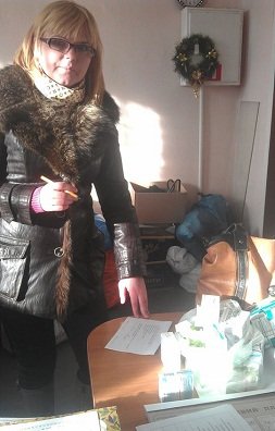 Макеевчане собрали гуманитарный груз для жителей Дебальцево (фото) - фото 2