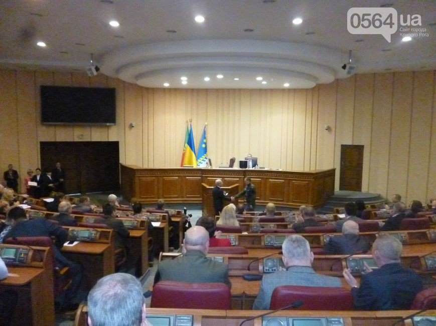 Мэр Кривого Рога вручил нагрудные знаки и грамоты бойцам 21 бригады (СПИСОК) (фото) - фото 1 Мэр Кривого Рога вручил нагрудные знаки и грамоты бойцам 21 бригады (СПИСОК) (фото) - фото 1