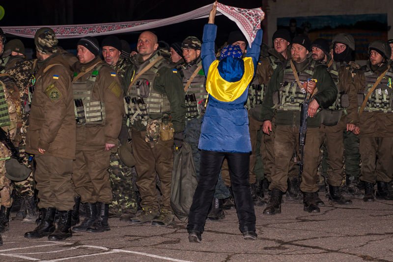 Запорожцы признавались в любви бойцам Национальной гвардии (ФОТО) (фото) - фото 3