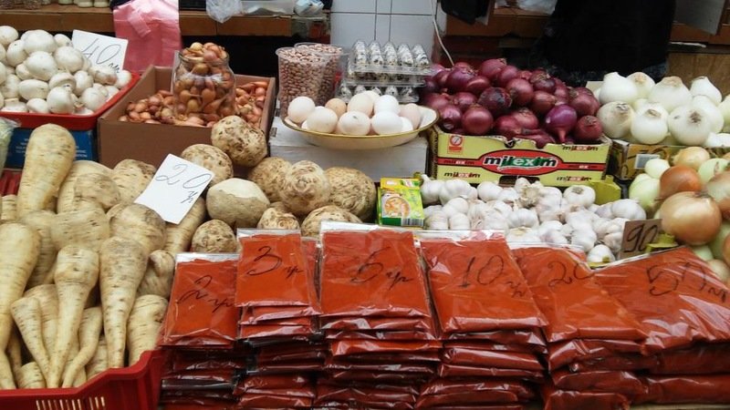 Які ціни на продукти на ринку в Ужгороді? (ОГЛЯД ЦІН, ФОТО) (фото)... Які ціни на продукти на ринку в Ужгороді? (ОГЛЯД ЦІН, ФОТО) (фото) - фото 11