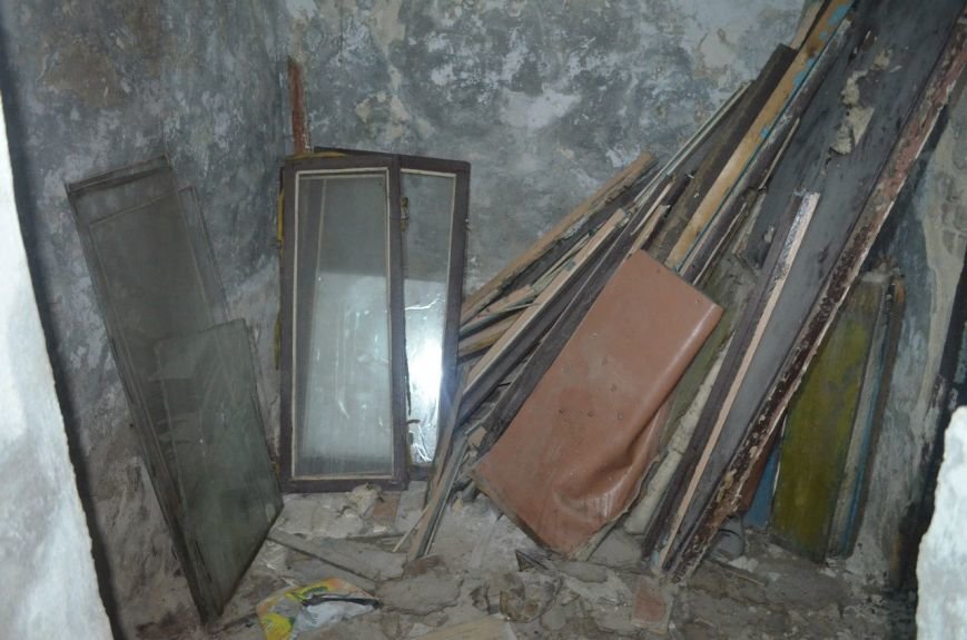 Криворожане нашли в городе бомбоубежища и пришли в ужас (ФОТО) (фото) - фото 4 Криворожане нашли в городе бомбоубежища и пришли в ужас (ФОТО) (фото) - фото 4