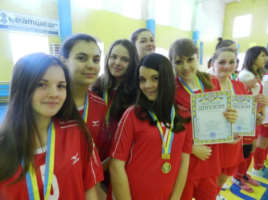 Юні бериславські футзальні красуні Юні бериславські футзальні красуні