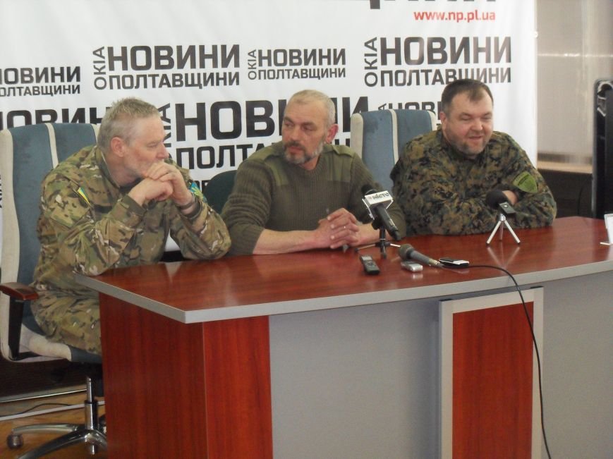 В батальйоні «ОУН» пліч-о-пліч з полтавцями воюють вихідці з усіх регіонів країни і навіть Росії (фото) - фото 2 В батальйоні «ОУН» пліч-о-пліч з полтавцями воюють вихідці з усіх регіонів країни і навіть Росії (фото) - фото 2