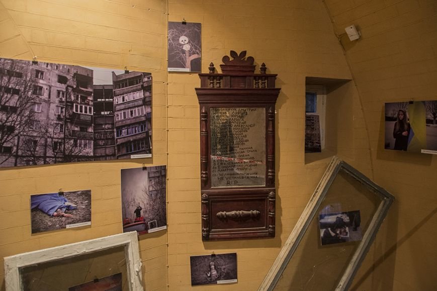 В Киевской крепости открылась экспозиция, посвященная обороне Мариуполя (ФОТОРЕПОРТАЖ) (фото) - фото 5 В Киевской крепости открылась экспозиция, посвященная обороне Мариуполя (ФОТОРЕПОРТАЖ) (фото) - фото 5