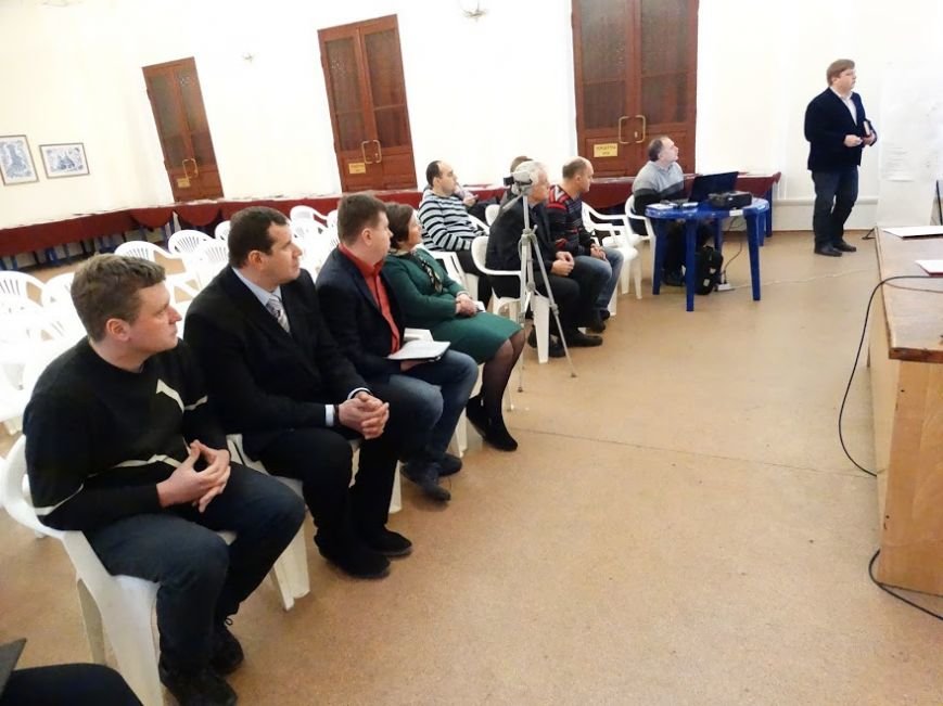 Приморский парк в Мариуполе хотят сделать ботаническимм садом им. Куинджи (фото) - фото 1 Приморский парк в Мариуполе хотят сделать ботаническимм садом им. Куинджи (фото) - фото 1