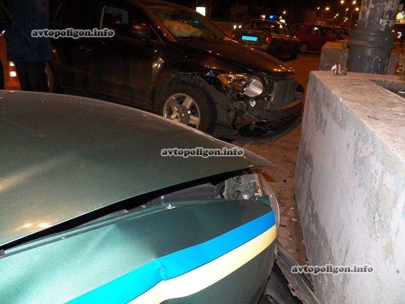 В Киеве в ДТП угодил патрульный автомобиль ГАИ (ФОТО) (фото) - фото 1 В Киеве в ДТП угодил патрульный автомобиль ГАИ (ФОТО) (фото) - фото 1