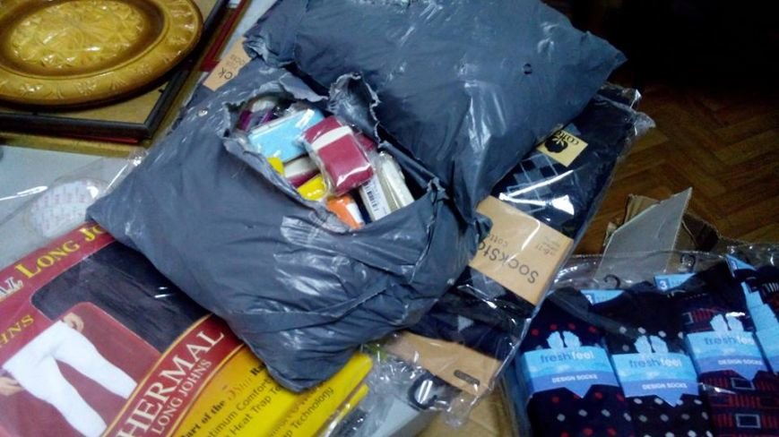 Невідомий тернополянин передав три ящики білизни для бійців в зону АТО (фото) (фото) - фото 1 Невідомий тернополянин передав три ящики білизни для бійців в зону АТО (фото) (фото) - фото 1