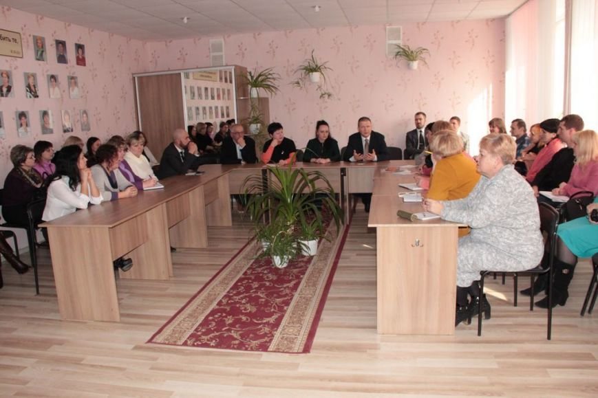 Керівники полтавських гімназій та шкіл Керівники полтавських гімназій та шкіл