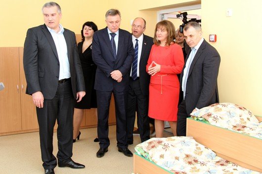 В Симферополе открыли детский сад на 100 мест. Для решения проблемы... В Симферополе открыли детский сад на 100 мест. Для решения проблемы очередей городу нужно еще 24 детсада (ФОТО) (фото) - фото 3