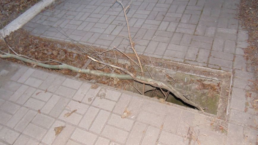 В Мариупольском «Здоровье» появилась опасность здоровье потерять (ФОТОФАКТ) (фото) - фото 1 В Мариупольском «Здоровье» появилась опасность здоровье потерять (ФОТОФАКТ) (фото) - фото 1