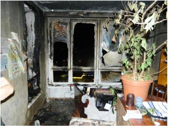 В Киеве из горящего 16-этажного дома эвакуировали 15 человек (ФОТО) (фото) - фото 1 В Киеве из горящего 16-этажного дома эвакуировали 15 человек (ФОТО) (фото) - фото 1
