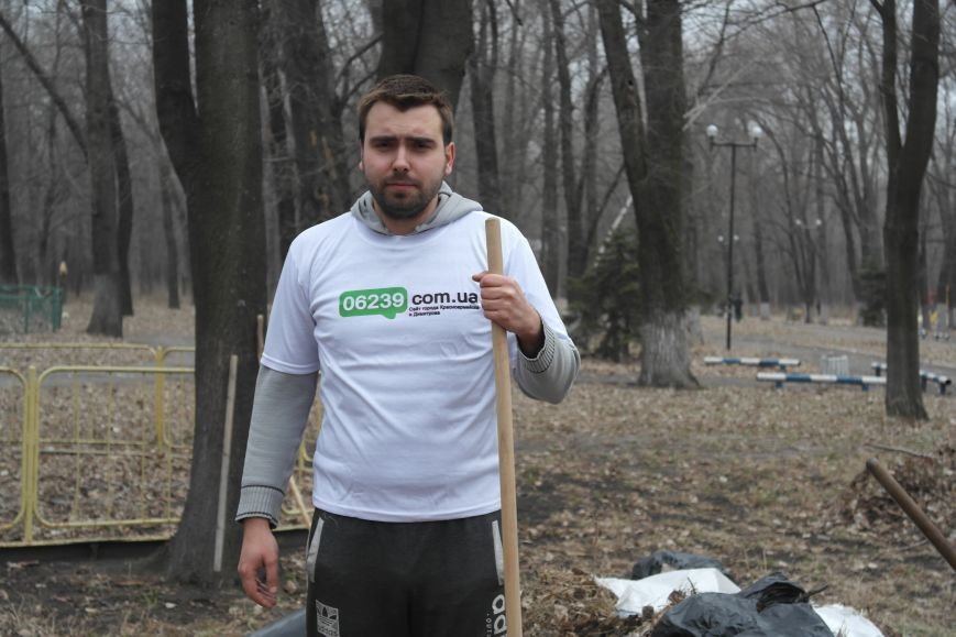 Генеральная уборка в Красноармейске: от прака «Юбилейный» до Динаса... Генеральная уборка в Красноармейске: от прака «Юбилейный» до Динаса (фото) - фото 14