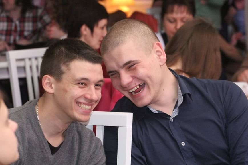 голос голос