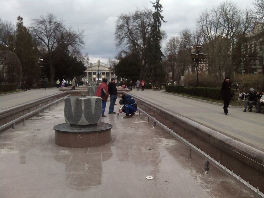 Тернопільські фонтани готують до запуску у весняно-літній період (фото) (фото) - фото 1 Тернопільські фонтани готують до запуску у весняно-літній період (фото) (фото) - фото 1