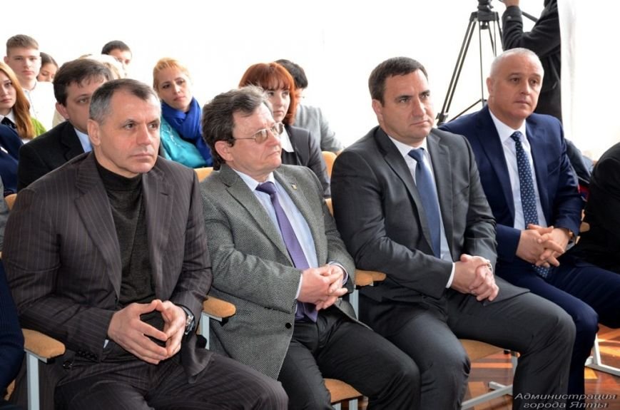 В Ялте к 2018 году намерены полностью ликвидировать дефицит мест в детсадах (фото) - фото 1 В Ялте к 2018 году намерены полностью ликвидировать дефицит мест в детсадах (фото) - фото 1