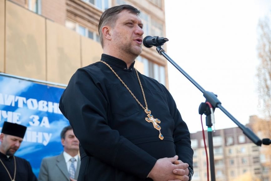 В Кривом Роге на Пасхальном вече верующие различных конфессий помолились за Украину (ФОТО) (фото) - фото 1 В Кривом Роге на Пасхальном вече верующие различных конфессий помолились за Украину (ФОТО) (фото) - фото 1