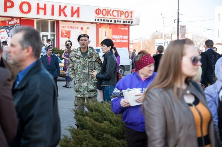 В Кривом Роге на Пасхальном вече верующие различных конфессий помолились за Украину (ФОТО) (фото) - фото 1 В Кривом Роге на Пасхальном вече верующие различных конфессий помолились за Украину (ФОТО) (фото) - фото 1