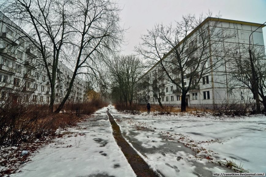 Блогеры посетили заброшенный город в Черниговской области (фото) -... Блогеры посетили заброшенный город в Черниговской области (фото) - фото 3