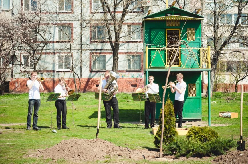 В Запорожье на Набережной появился новый сквер (ФОТО), фото-4 В Запорожье на Набережной появился новый сквер (ФОТО), фото-4