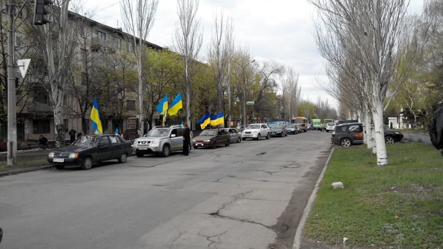 В Краматорске проходит шествие в поддержку Украины:ФОТОРЕПОРТАЖ (ОБ... В Краматорске проходит шествие в поддержку Украины:ФОТОРЕПОРТАЖ (ОБНОВЛЯЕТСЯ) (фото) - фото 5