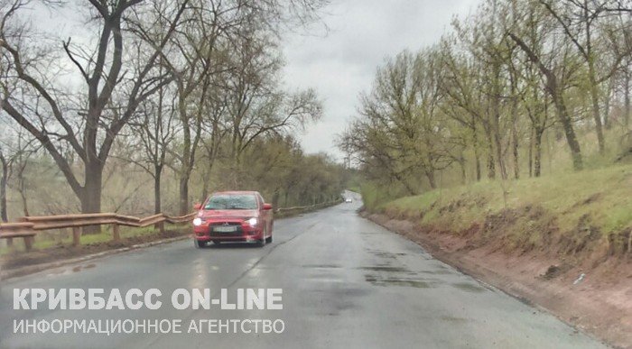 В кратчайшие сроки в Кривом Роге отремонтировали участок дороги (ФОТО) (фото) - фото 1 В кратчайшие сроки в Кривом Роге отремонтировали участок дороги (ФОТО) (фото) - фото 1