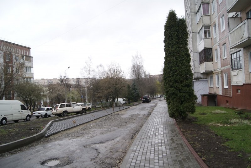 Чому у Тернополі по вул. Чубинського не можуть завершити ремонт? (фото) - фото 1 Чому у Тернополі по вул. Чубинського не можуть завершити ремонт? (фото) - фото 1