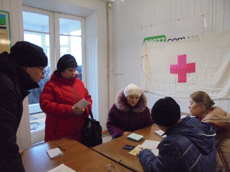 В Доброполье Красный Крест проводит тренинги по оказанию первой медпомощи (фото) - фото 1 В Доброполье Красный Крест проводит тренинги по оказанию первой медпомощи (фото) - фото 1