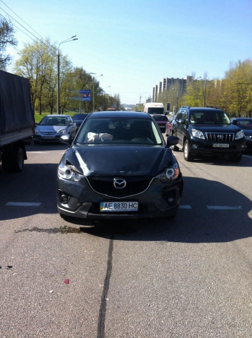 ДТП в Днепропетровске: за рулем женщина (фото) - фото 1 ДТП в Днепропетровске: за рулем женщина (фото) - фото 1