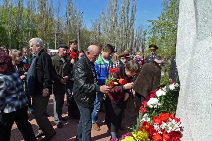 «Скорбящий Ангел Чернобыля» в Николаеве собрал горожан на митинг-реквием (ФОТОРЕПОРТАЖ) (фото) - фото 11 «Скорбящий Ангел Чернобыля» в Николаеве собрал горожан на митинг-реквием (ФОТОРЕПОРТАЖ) (фото) - фото 11