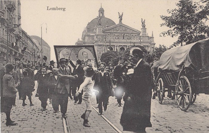 Ретро Львів: львів'яни на старих фотографіях (ФОТОРЕПОРТАЖ) (фото) - фото 11 Ретро Львів: львів'яни на старих фотографіях (ФОТОРЕПОРТАЖ) (фото) - фото 11