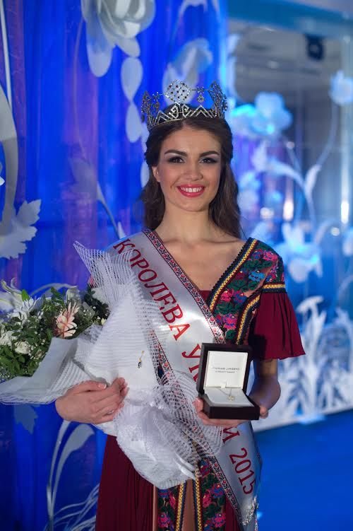 Полтавка здобула титул «Королева України 2015» (фото) - фото 1 Полтавка здобула титул «Королева України 2015» (фото) - фото 1