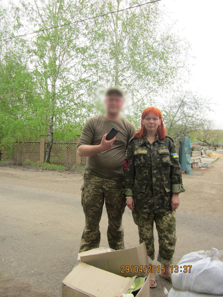 Волонтеры «39 Женской сотни» больше суток не могли выехать из зоны АТО из-за обстрелов (ФОТО) (фото) - фото 1 Волонтеры «39 Женской сотни» больше суток не могли выехать из зоны АТО из-за обстрелов (ФОТО) (фото) - фото 1