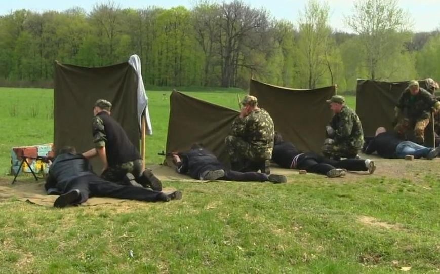 Допризывная военная подготовка на Сумщине (ФОТО) (фото) - фото 1 Допризывная военная подготовка на Сумщине (ФОТО) (фото) - фото 1