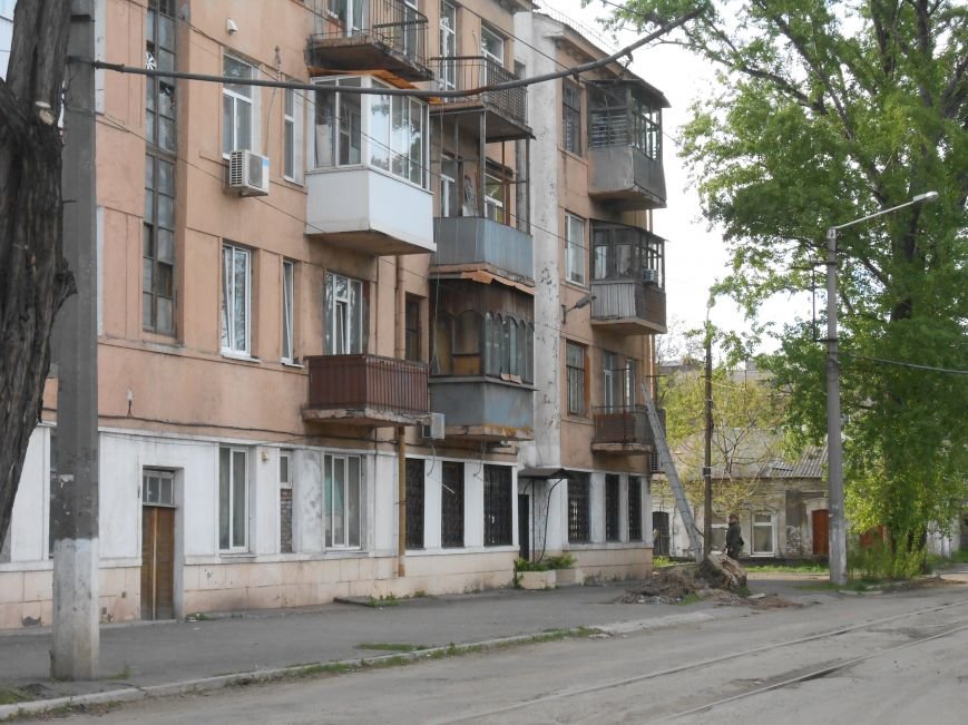 В Днепродзержинске заминировали жилой дом (ОБНОВЛЯЕТСЯ) (фото) - фото 6 В Днепродзержинске заминировали жилой дом (ОБНОВЛЯЕТСЯ) (фото) - фото 6