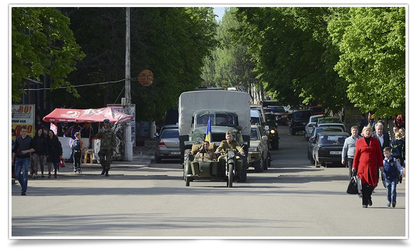 Славянск посетили раритетные автомобили времён Второй мировой войны (фото) - фото 1 Славянск посетили раритетные автомобили времён Второй мировой войны (фото) - фото 1