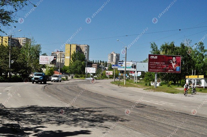 Как в Днепропетровске ремонтируют дороги (ФОТОРЕПОРТАЖ) (фото) - фото 1 Как в Днепропетровске ремонтируют дороги (ФОТОРЕПОРТАЖ) (фото) - фото 1