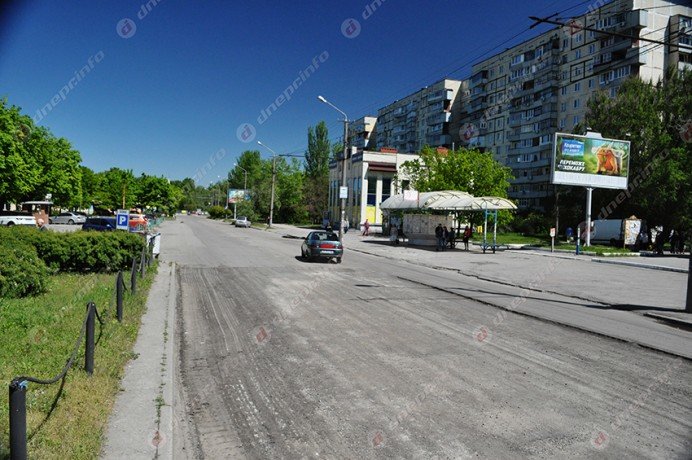 Как в Днепропетровске ремонтируют дороги (ФОТОРЕПОРТАЖ) (фото) - фото 1 Как в Днепропетровске ремонтируют дороги (ФОТОРЕПОРТАЖ) (фото) - фото 1