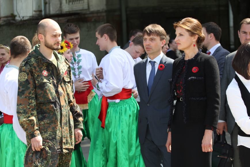 В Днепропетровске Первая леди Украины встретилась с ветеранами и участниками АТО (фото) - фото 6 В Днепропетровске Первая леди Украины встретилась с ветеранами и участниками АТО (фото) - фото 6