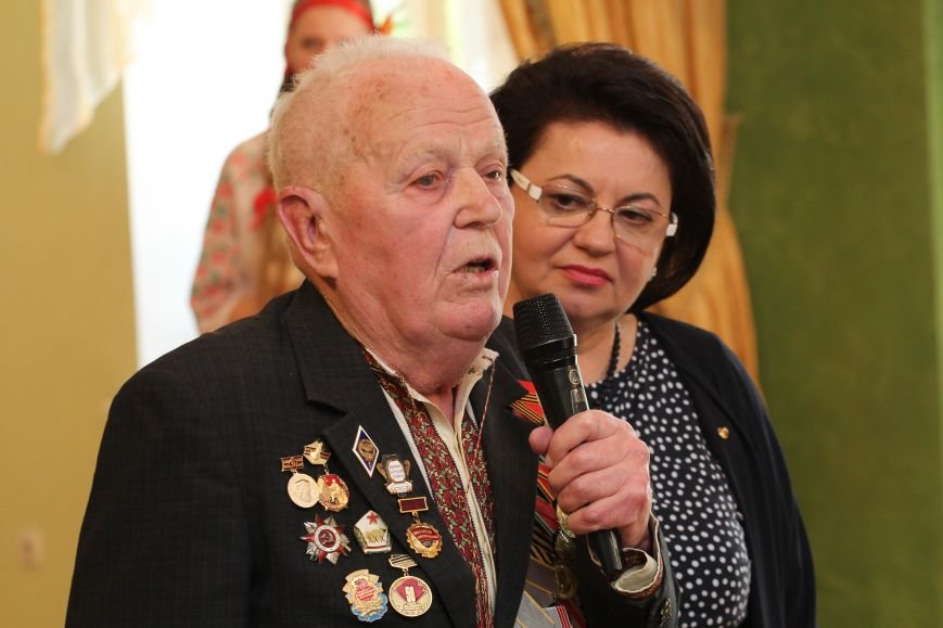 В Днепропетровске Первая леди Украины встретилась с ветеранами и участниками АТО (фото) - фото 3 В Днепропетровске Первая леди Украины встретилась с ветеранами и участниками АТО (фото) - фото 3