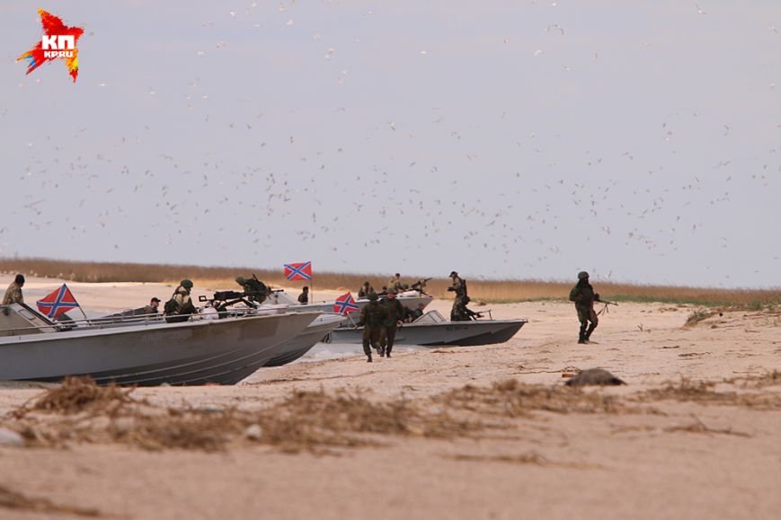 В Азовском море морской спецназ боевиков «Тайфун» тренируется на берегах «Меотиды»(ФОТО) (фото) - фото 1 В Азовском море морской спецназ боевиков «Тайфун» тренируется на берегах «Меотиды»(ФОТО) (фото) - фото 1