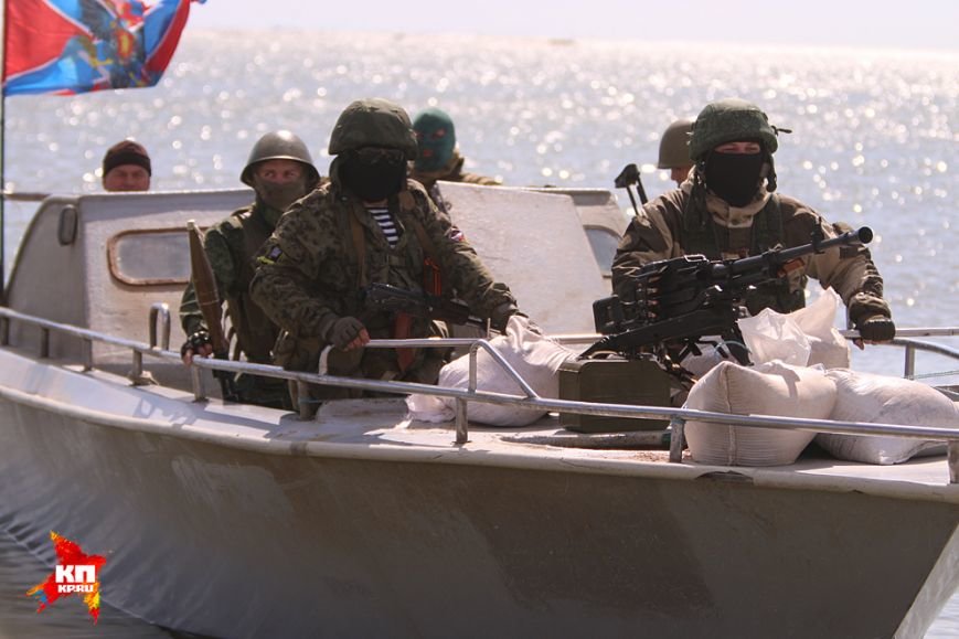 В Азовском море морской спецназ боевиков «Тайфун» тренируется на берегах «Меотиды»(ФОТО) (фото) - фото 1 В Азовском море морской спецназ боевиков «Тайфун» тренируется на берегах «Меотиды»(ФОТО) (фото) - фото 1