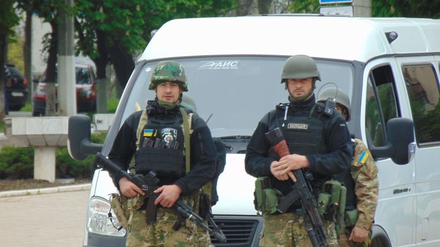 В Мариуполе за неделю совершено убийство, 7 грабежей и 60 граж (ФОТО) (фото) - фото 1 В Мариуполе за неделю совершено убийство, 7 грабежей и 60 граж (ФОТО) (фото) - фото 1