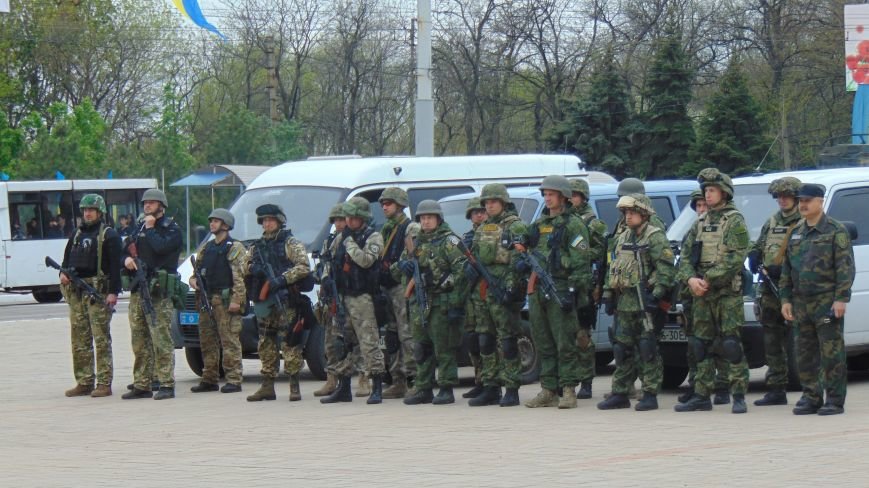 В Мариуполе за неделю совершено убийство, 7 грабежей и 60 граж (ФОТО) (фото) - фото 1 В Мариуполе за неделю совершено убийство, 7 грабежей и 60 граж (ФОТО) (фото) - фото 1