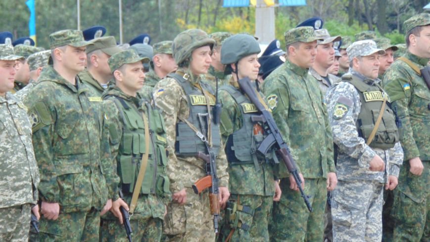 Перед праздником в Мариуполе растет количество расписанных фонтанов (ФОТОФАКТ) (фото) - фото 1 Перед праздником в Мариуполе растет количество расписанных фонтанов (ФОТОФАКТ) (фото) - фото 1