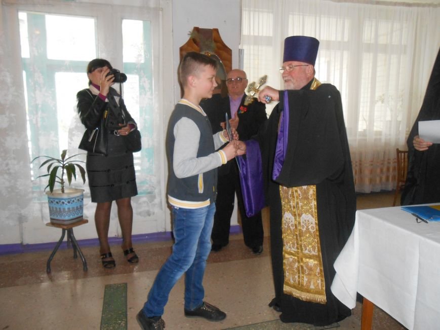 Награды и необычные гости днепродзержинской Женской сотни (фото) - фото 15 Награды и необычные гости днепродзержинской Женской сотни (фото) - фото 15