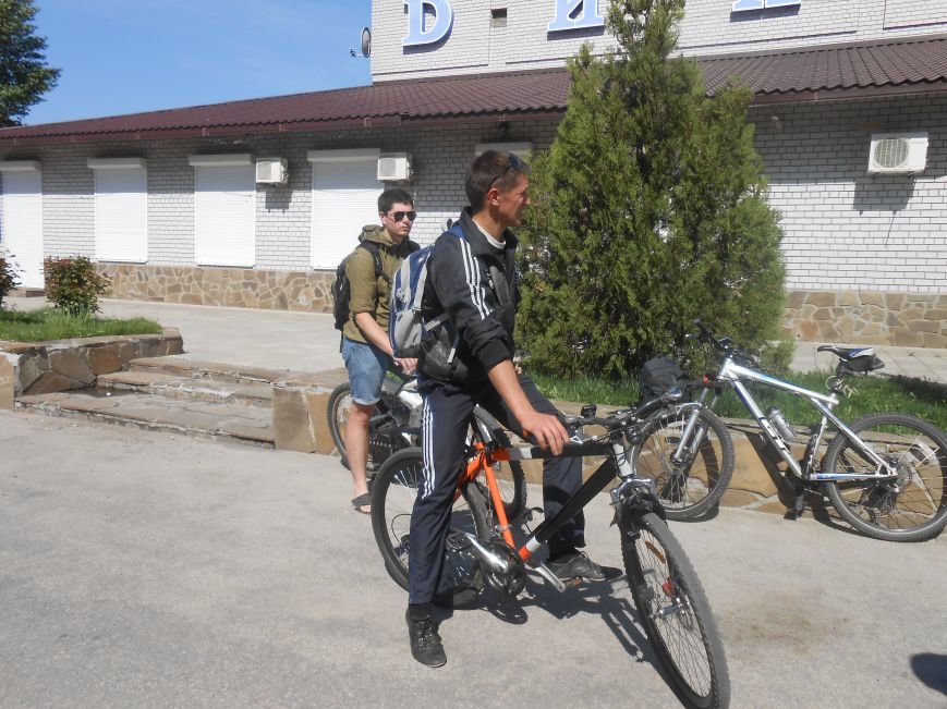 В Днепродзержинске стартовали «Велопокатушки» (фото) - фото 2 В Днепродзержинске стартовали «Велопокатушки» (фото) - фото 2