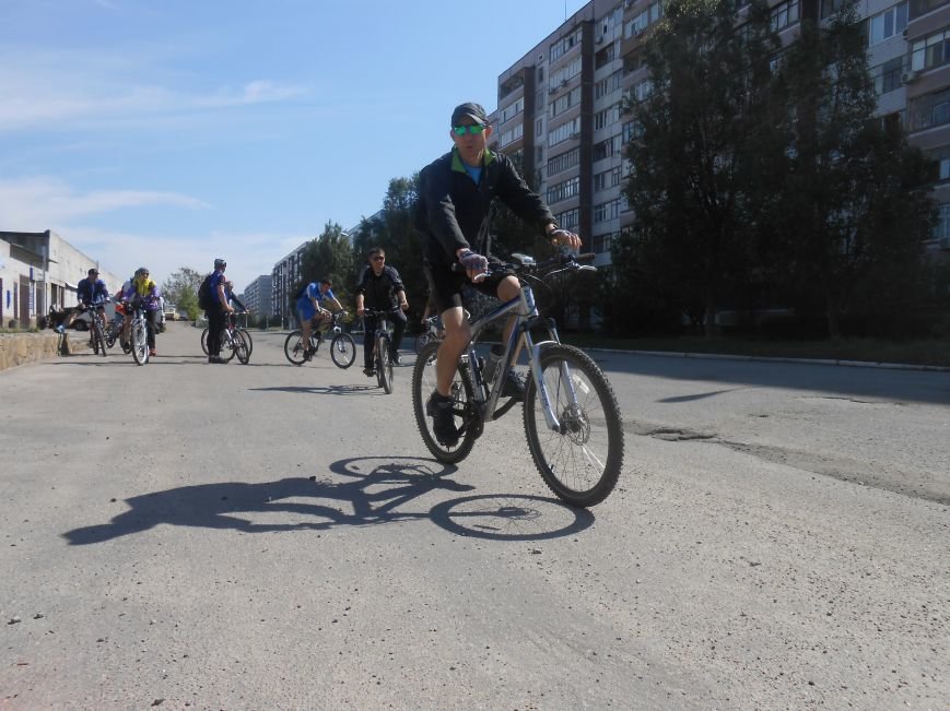 В Днепродзержинске стартовали «Велопокатушки» (фото) - фото 5 В Днепродзержинске стартовали «Велопокатушки» (фото) - фото 5