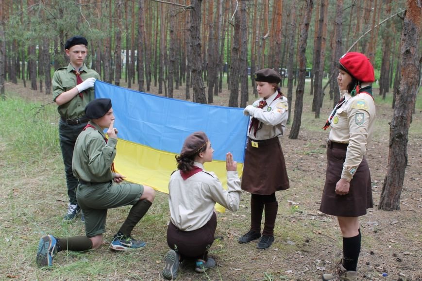 В Святогорске прошел первый послевоенный слет скаутской организации «Пласт» (фото) - фото 1 В Святогорске прошел первый послевоенный слет скаутской организации «Пласт» (фото) - фото 1