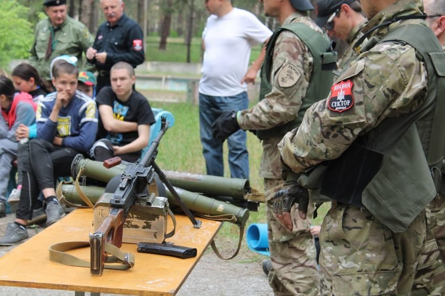 В Святогорске прошел первый послевоенный слет скаутской организации «Пласт» (фото) - фото 2 В Святогорске прошел первый послевоенный слет скаутской организации «Пласт» (фото) - фото 2